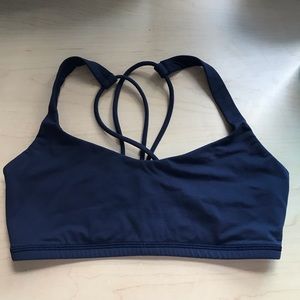 Lululemon free to be bra!